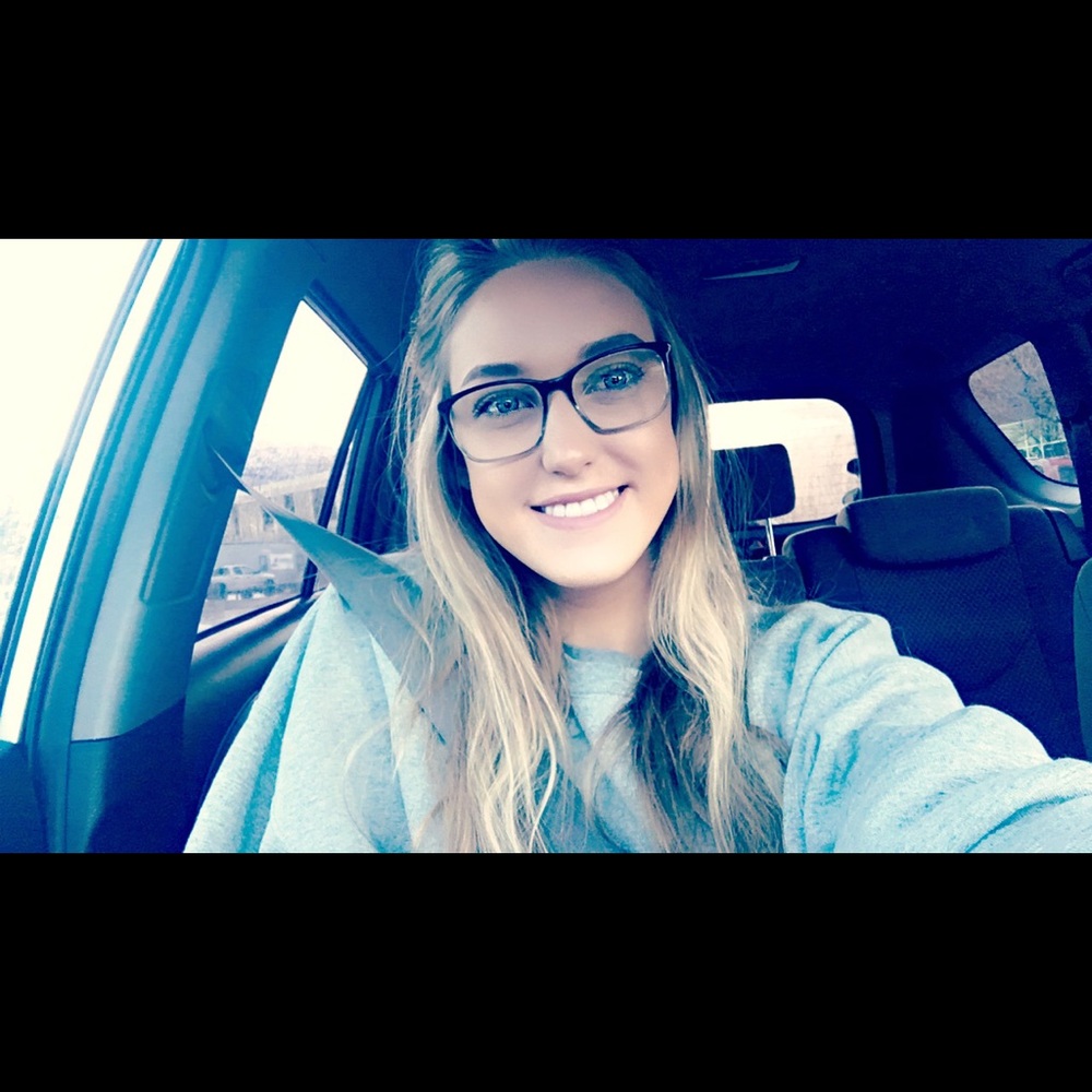 Meet your Posher, Sarah